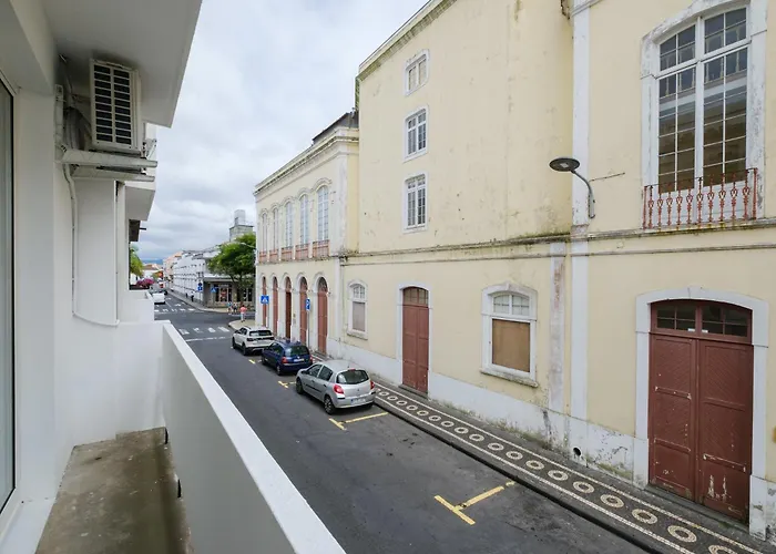 - Host & Chill Διαμέρισμα *