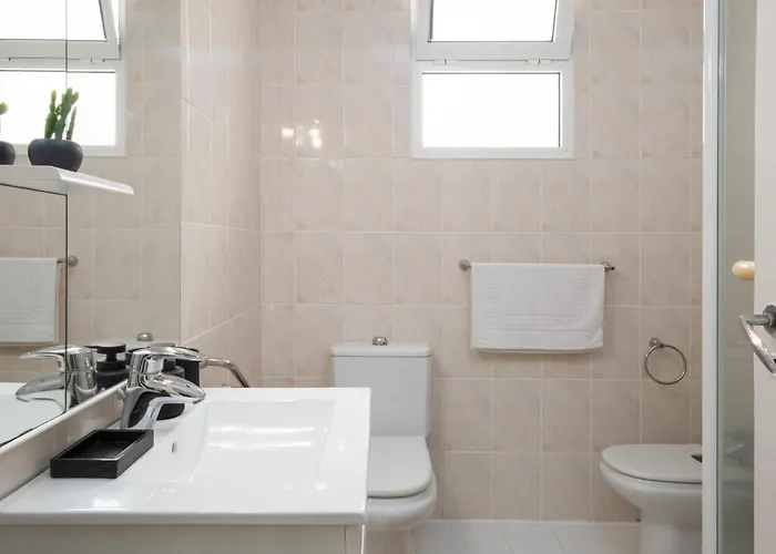 Διαμέρισμα - Host & Chill Πόντα Ντελγκάντα