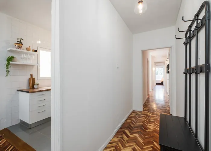 - Host & Chill Διαμέρισμα *