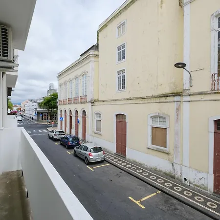 Vercity - By Host & Chill Apartament *