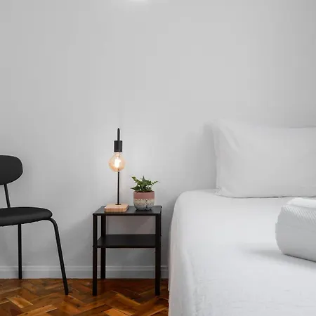 Vercity - By Host & Chill Ponta Delgada